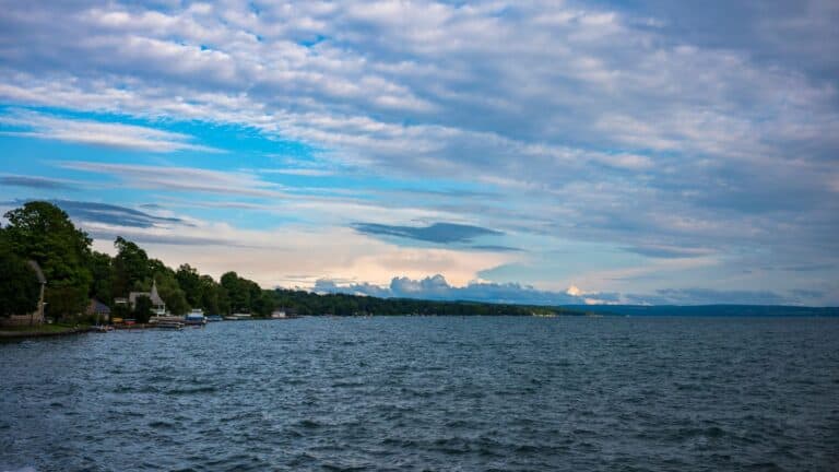New York Lakes and Rivers Map: Empire State Waterways